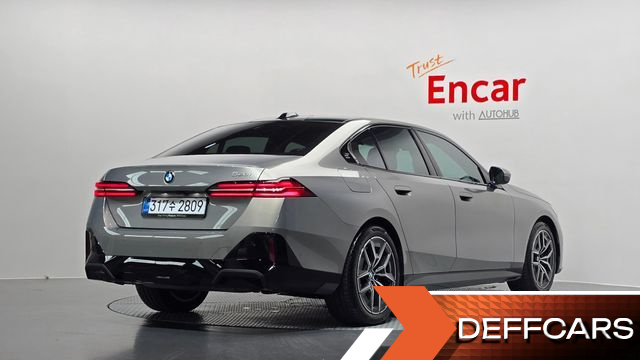 BMW 5-SERIES 520i M Sport купить на сайте DeffCars
