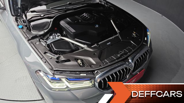 BMW 5-SERIES 530i xDrive M Sport Package купить на сайте DeffCars