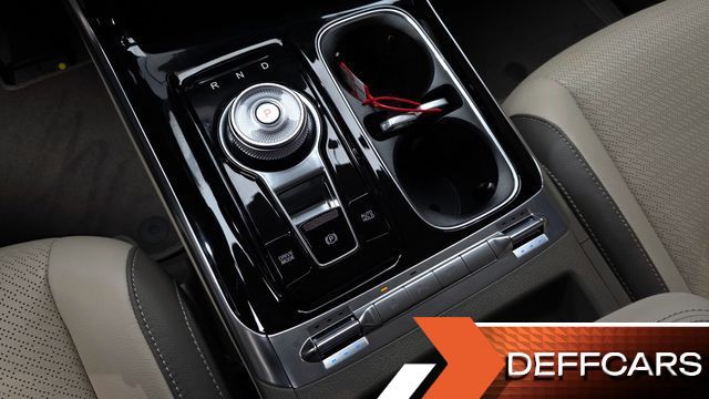 Kia CARNIVAL Gasoline 7-Seater Noblesse купить на сайте DeffCars