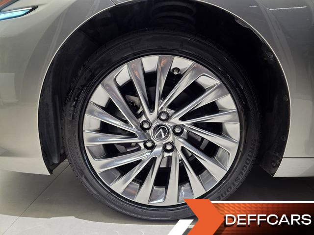 Lexus ES Luxury Plus купить на сайте DeffCars