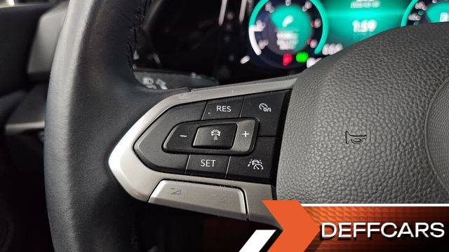 Volkswagen GOLF 2.0 TDI Prestige купить на сайте DeffCars