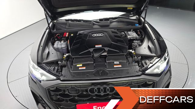 Audi Q8 55 TFSI Quattro Premium купить на сайте DeffCars