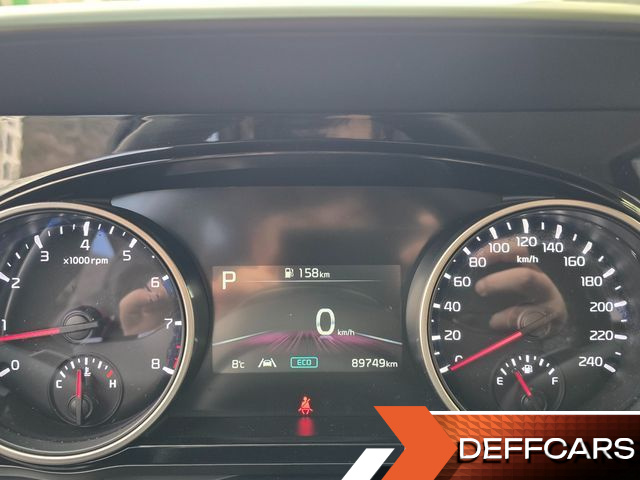Kia CARNIVAL Gasoline 9-Seater Prestige купить на сайте DeffCars