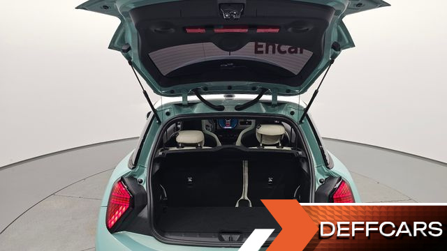 Mini COOPER Favoured купить на сайте DeffCars