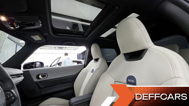 Mini COOPER Favoured купить на сайте DeffCars