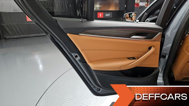 BMW 5-SERIES 530e M Sport купить на сайте DeffCars