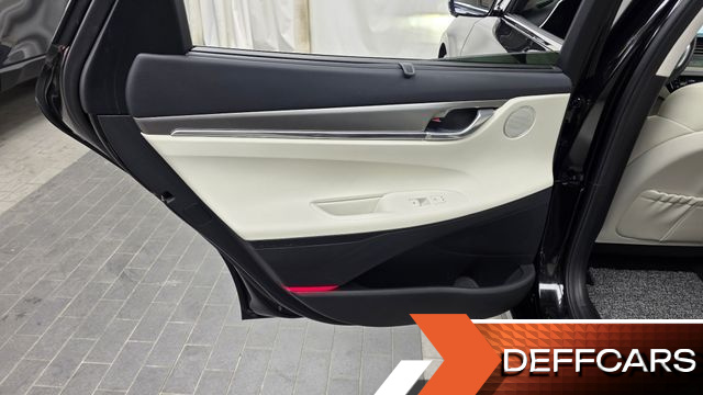Hyundai GRANDEUR 2.5 Le Blanc купить на сайте DeffCars