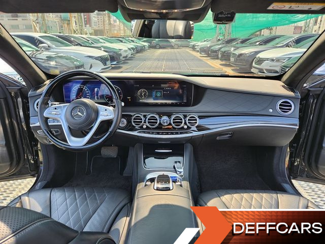 Mercedes S-CLASS Maybach S560 4MATIC купить на сайте DeffCars