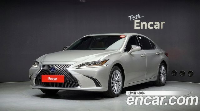 Lexus ES Executive купить на сайте DeffCars