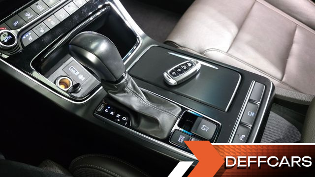 Hyundai GRANDEUR 2.4 Premium Special купить на сайте DeffCars