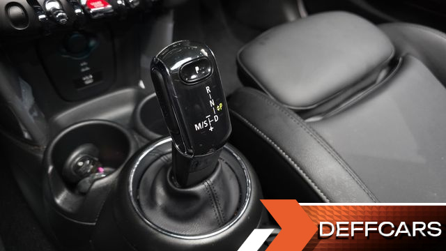 Mini COOPER Classic Plus Launch Pack Third Generation купить на сайте DeffCars