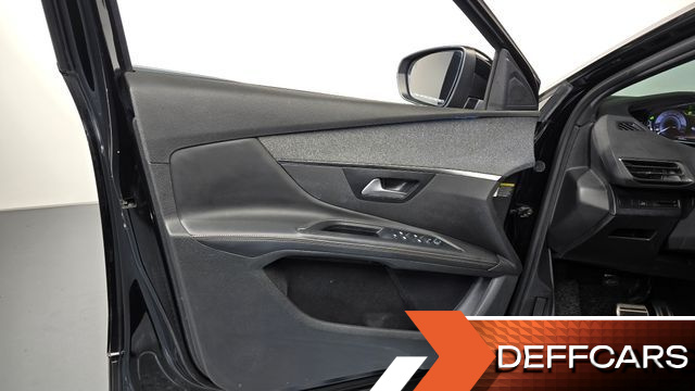 Peugeot 5008 1.5 BlueHDi GT Line купить на сайте DeffCars
