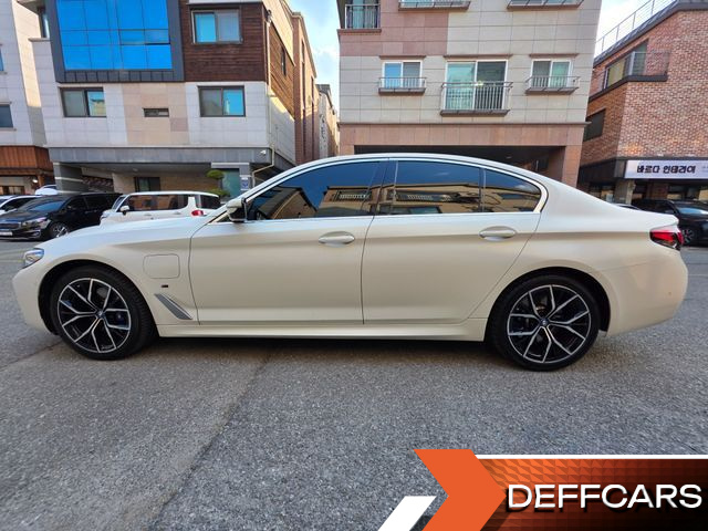 BMW 5-SERIES 530e M Sport купить на сайте DeffCars