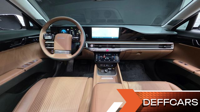 Hyundai GRANDEUR 2,5 Gasoline 2WD Calligraphy купить на сайте DeffCars