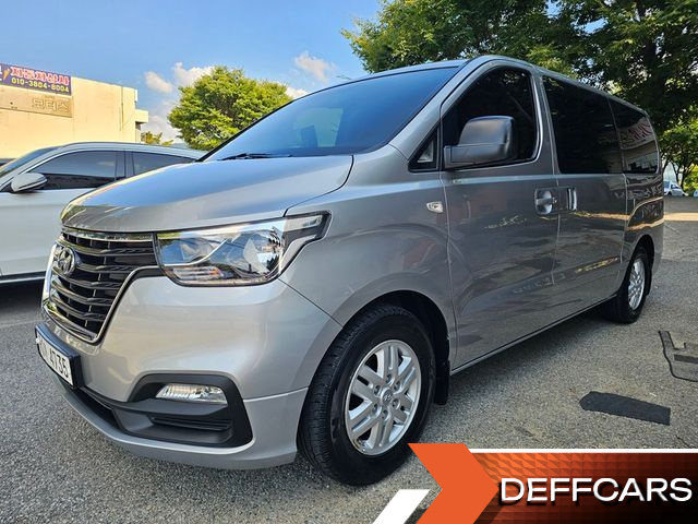 Hyundai STAREX Van 3-Seater Smart купить на сайте DeffCars