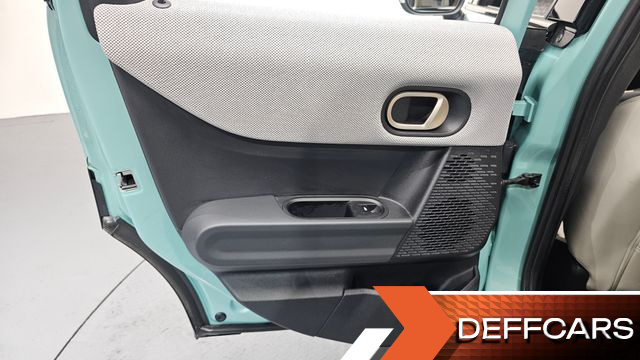Mini COOPER 5 Door Favoured купить на сайте DeffCars
