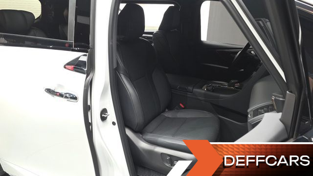 Toyota ALPHARD 2.5 HEV Executive AWD купить на сайте DeffCars