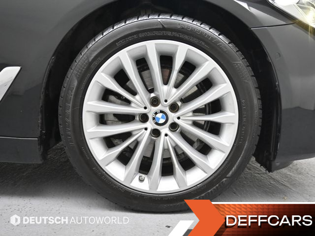 BMW 5-SERIES 520i Luxury купить на сайте DeffCars