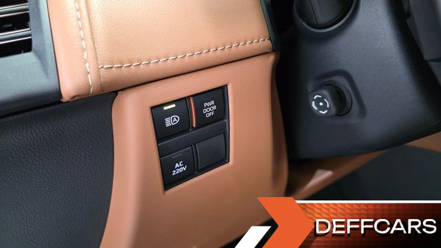Toyota ALPHARD 2.5 HEV Executive AWD купить на сайте DeffCars