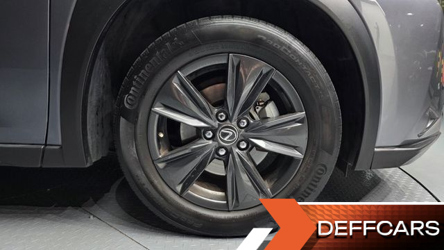 Lexus UX 2.0 2WD купить на сайте DeffCars