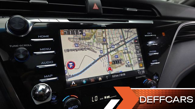 Toyota CAMRY 2.5 XLE Hybrid купить на сайте DeffCars