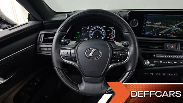 Lexus ES Luxury Plus купить на сайте DeffCars