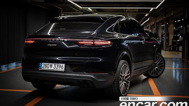 Porsche CAYENNE 3.0 E-Hybrid купить на сайте DeffCars