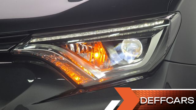 Toyota RAV4 2.5 4WD Hybrid 4th купить на сайте DeffCars