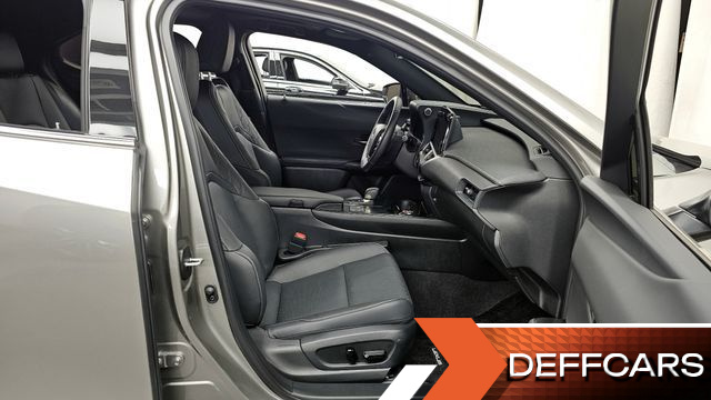 Lexus UX 2.0 2WD купить на сайте DeffCars