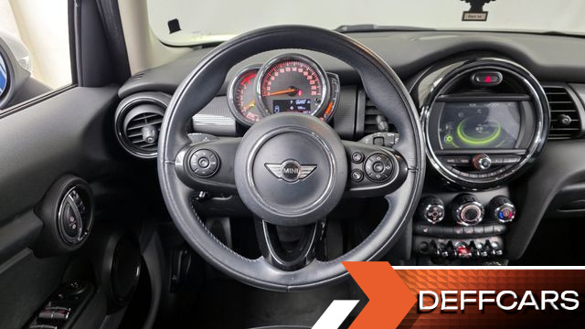 Mini COOPER 5Door Standard 3rd купить на сайте DeffCars