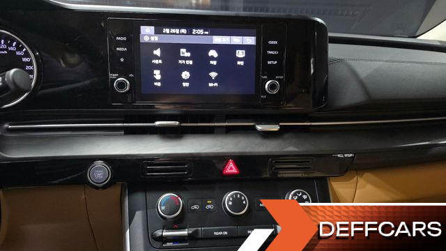 Kia CARNIVAL Gasoline 9-Seater Prestige купить на сайте DeffCars