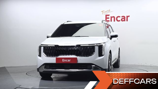 Kia CARNIVAL Gasoline 7-Seater Signature купить на сайте DeffCars