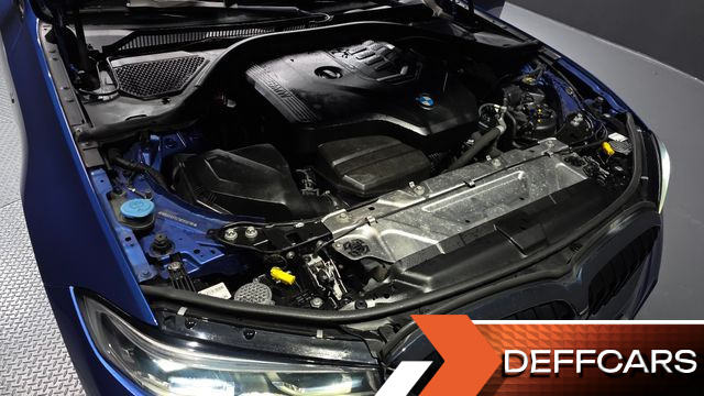 BMW 3-SERIES 320i M Sport купить на сайте DeffCars