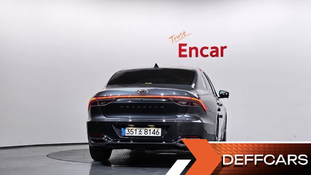 Hyundai GRANDEUR Le Blanc купить на сайте DeffCars