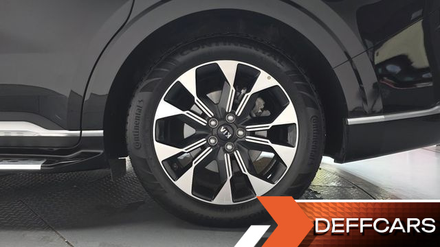 Kia CARNIVAL Gasoline 7-Seater Hi-Limousine Signature купить на сайте DeffCars