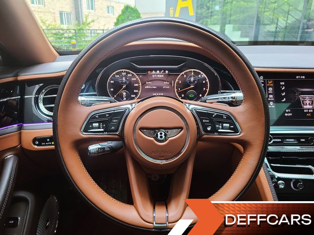 Bentley FLYING SPUR 4.0 купить на сайте DeffCars