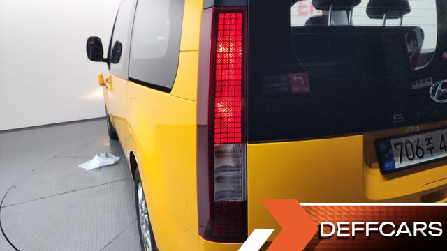 Hyundai STARIA L3.5  Kinder Safety Car 11-Seater купить на сайте DeffCars