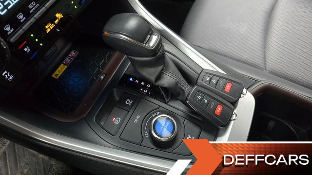 Toyota RAV4 2,5 4WD Hybrid LTD купить на сайте DeffCars