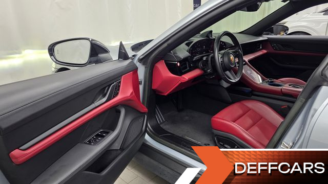 Porsche TAYCAN Base купить на сайте DeffCars