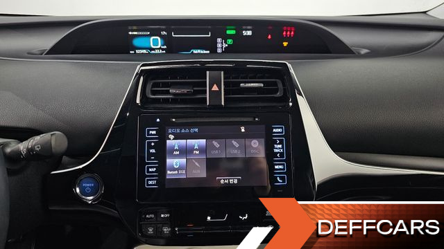 Toyota PRIUS 1.8 E купить на сайте DeffCars