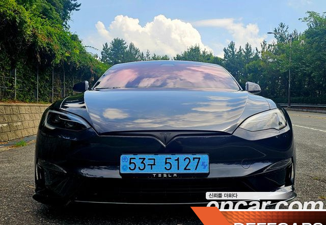 Tesla MODEL S Plaid купить на сайте DeffCars