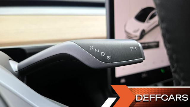 Tesla MODEL 3 RWD купить на сайте DeffCars