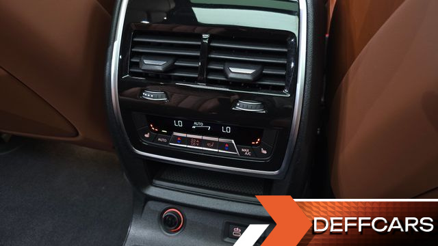 BMW X7 xDrive 40i Design Pure Excellence 6-Seater купить на сайте DeffCars