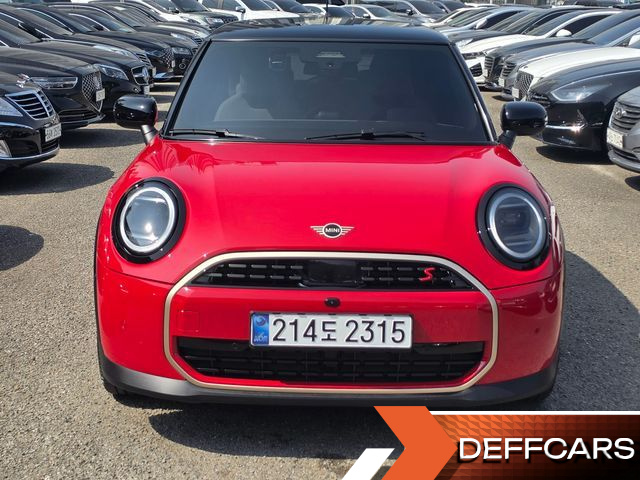 Mini COOPER Favoured купить на сайте DeffCars