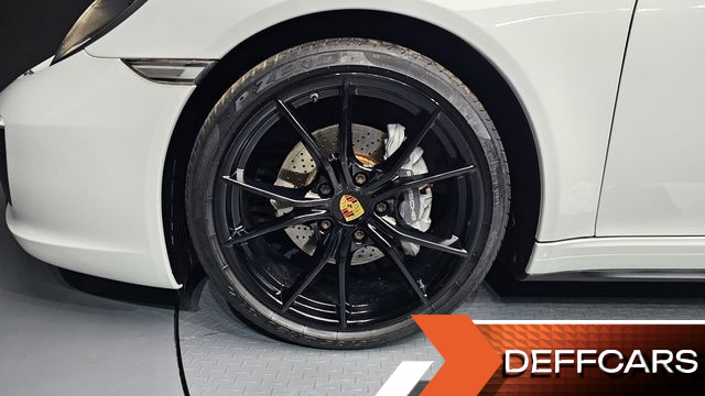 Porsche 911 CARRERA 4 CABRIOLET 991 купить на сайте DeffCars