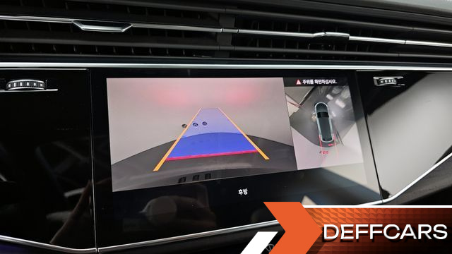 Audi Q8 45 TDI Quattro Premium купить на сайте DeffCars
