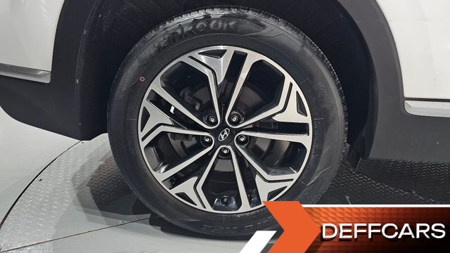 Hyundai SANTAFE Diesel 2.0 2WD Prestige купить на сайте DeffCars