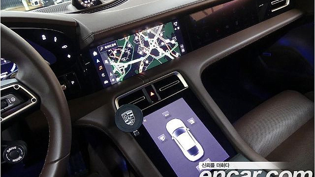 Porsche TAYCAN Turbo купить на сайте DeffCars