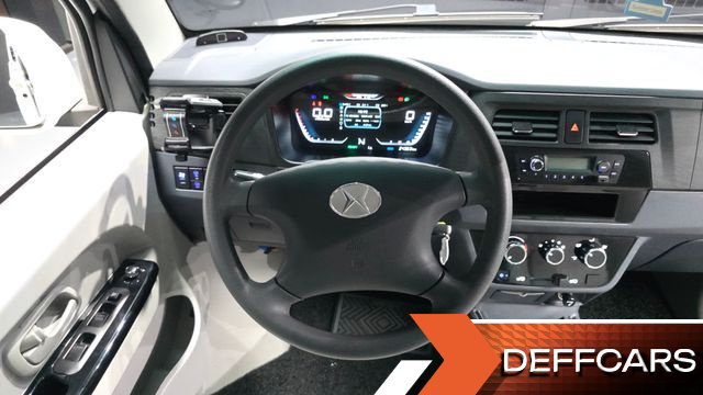 Xin yuan ET VAN 4 Seater купить на сайте DeffCars