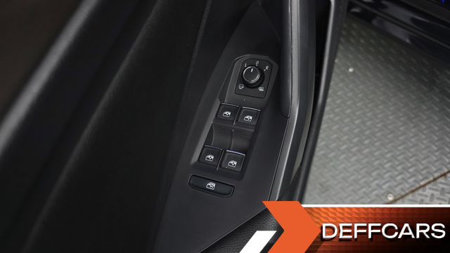 Volkswagen JETTA 1.4 TSI Prestige купить на сайте DeffCars